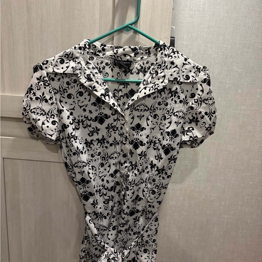Bay Studio Black and White Blouse